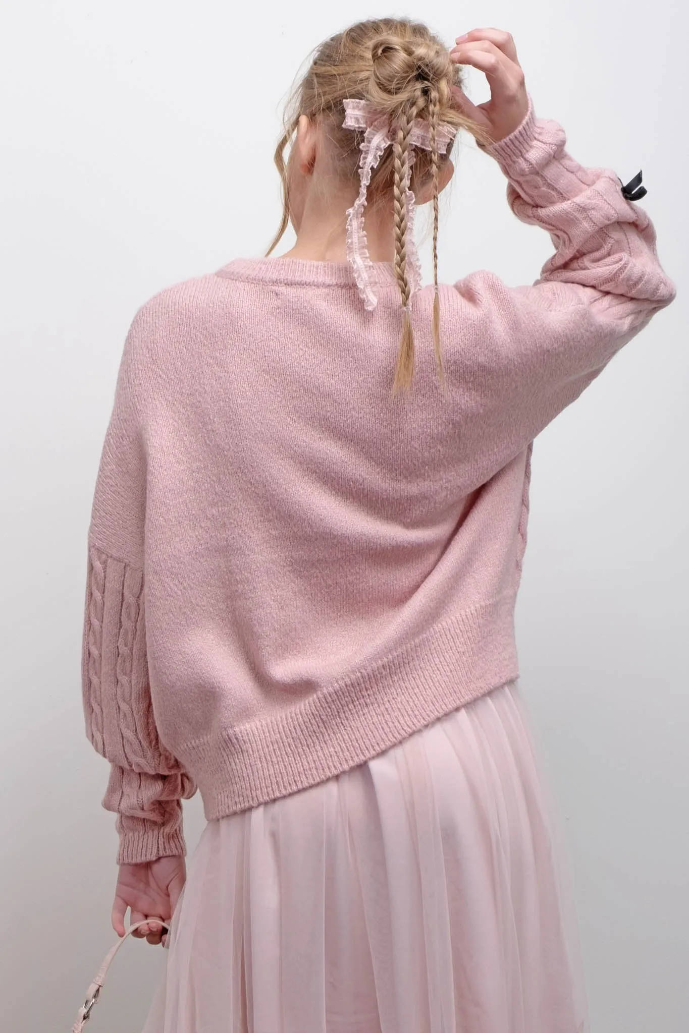 BOW DETAIL CABLE KNIT PULLOVER SWEATER