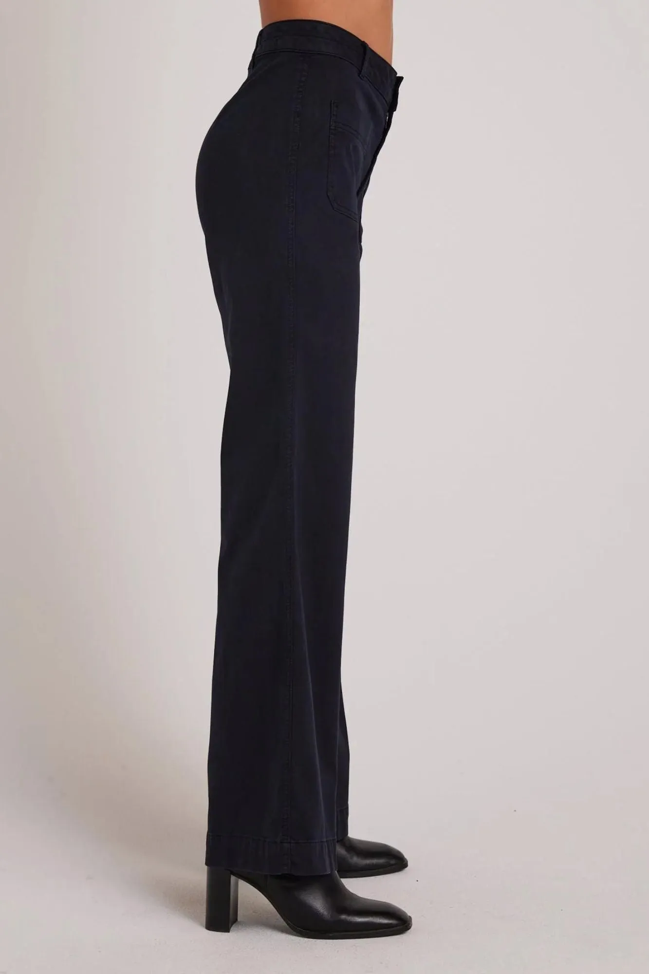 Lola Two Pocket Wide Leg