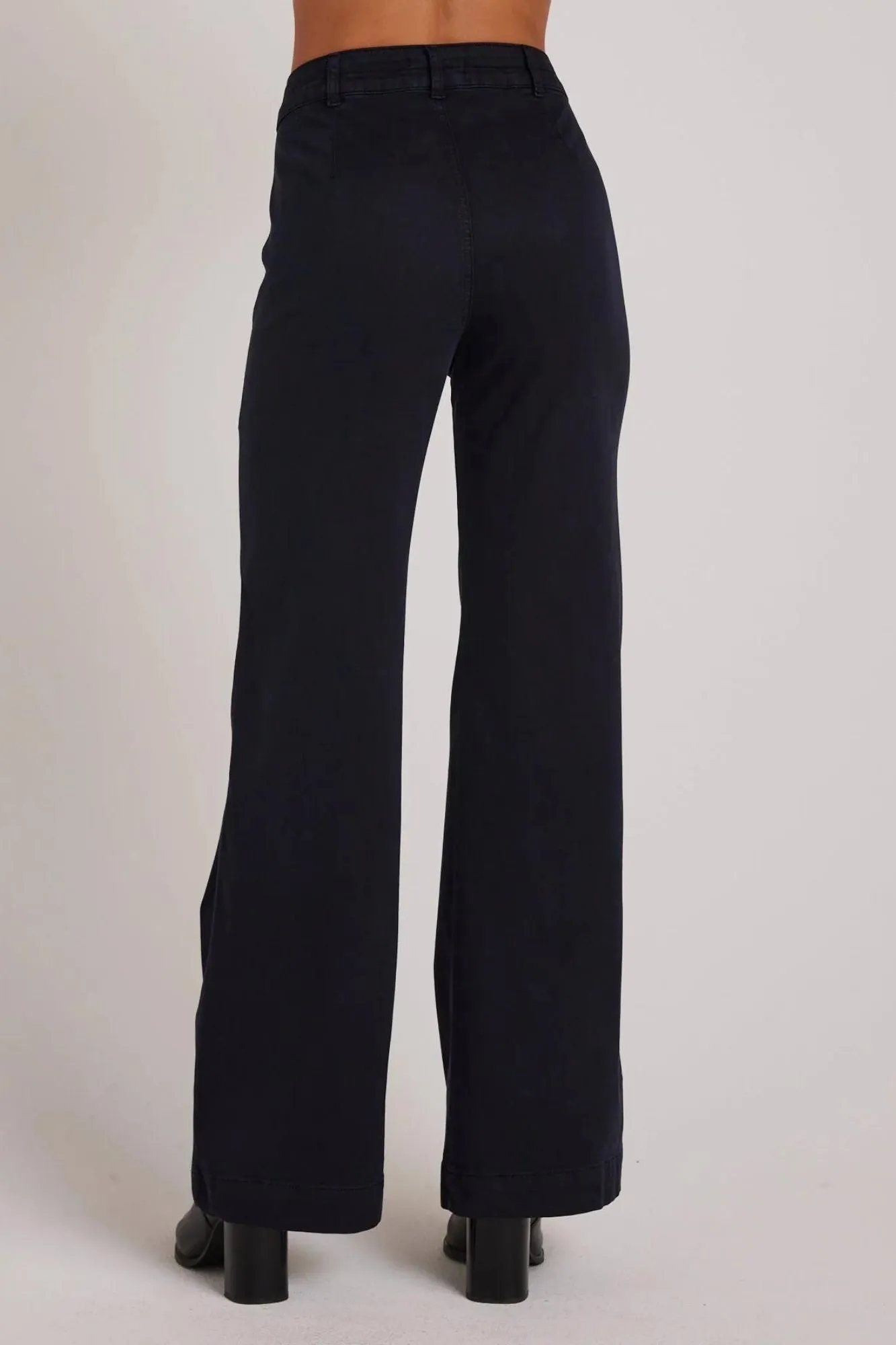 Lola Two Pocket Wide Leg