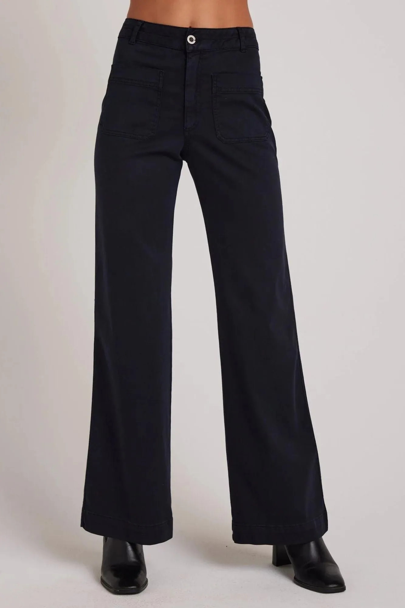 Lola Two Pocket Wide Leg